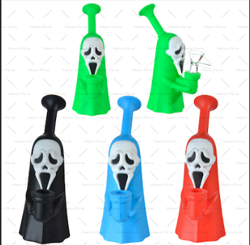 SKULL FACE SILICONE WATER PIPE